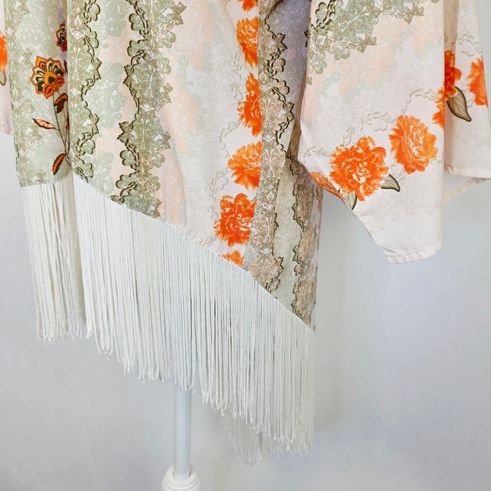 Coco + Jameson Kimono Cardigan Floral Fringe Tassel Boho Festival Hippie Gypsy - Picture 7 of 15
